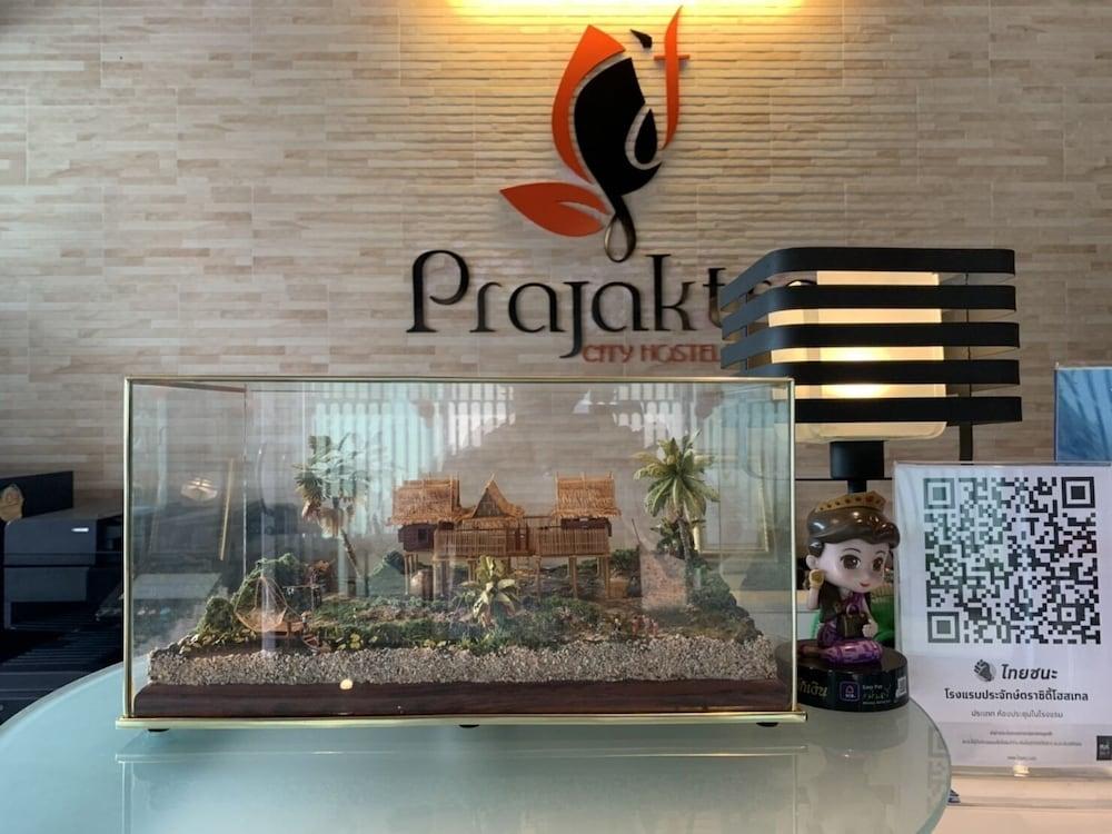 Prajaktra City Hostel Udon Thani Exterior foto